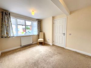 Photo 17- click for photo gallery